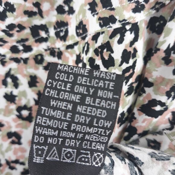 Velvet Heart Button Down Shirt Women M White Mauve Black Long Sleeve Collared - Picture 12 of 12